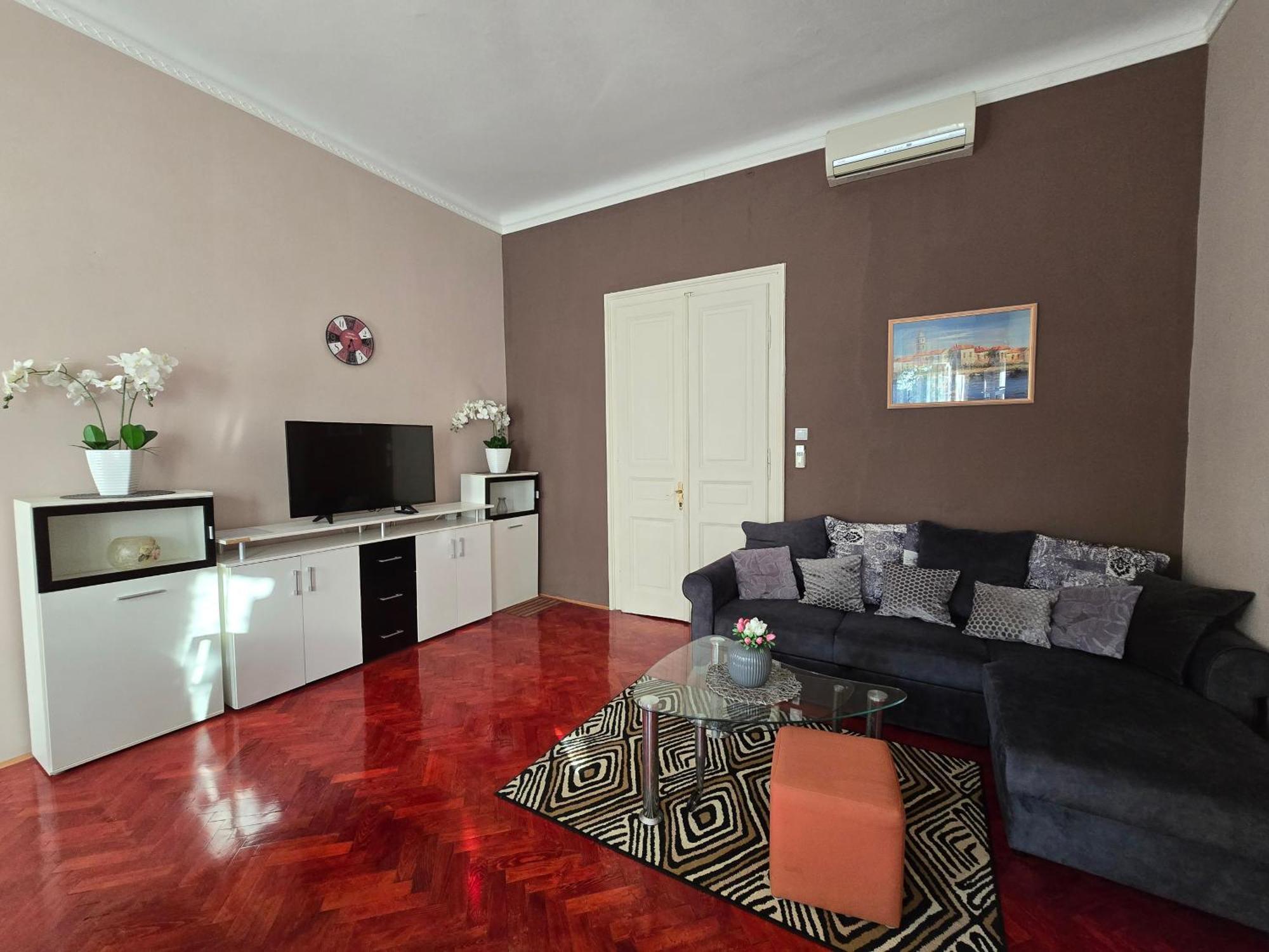 Apartman Prvi Red Do Mora Криквеница Екстериор снимка