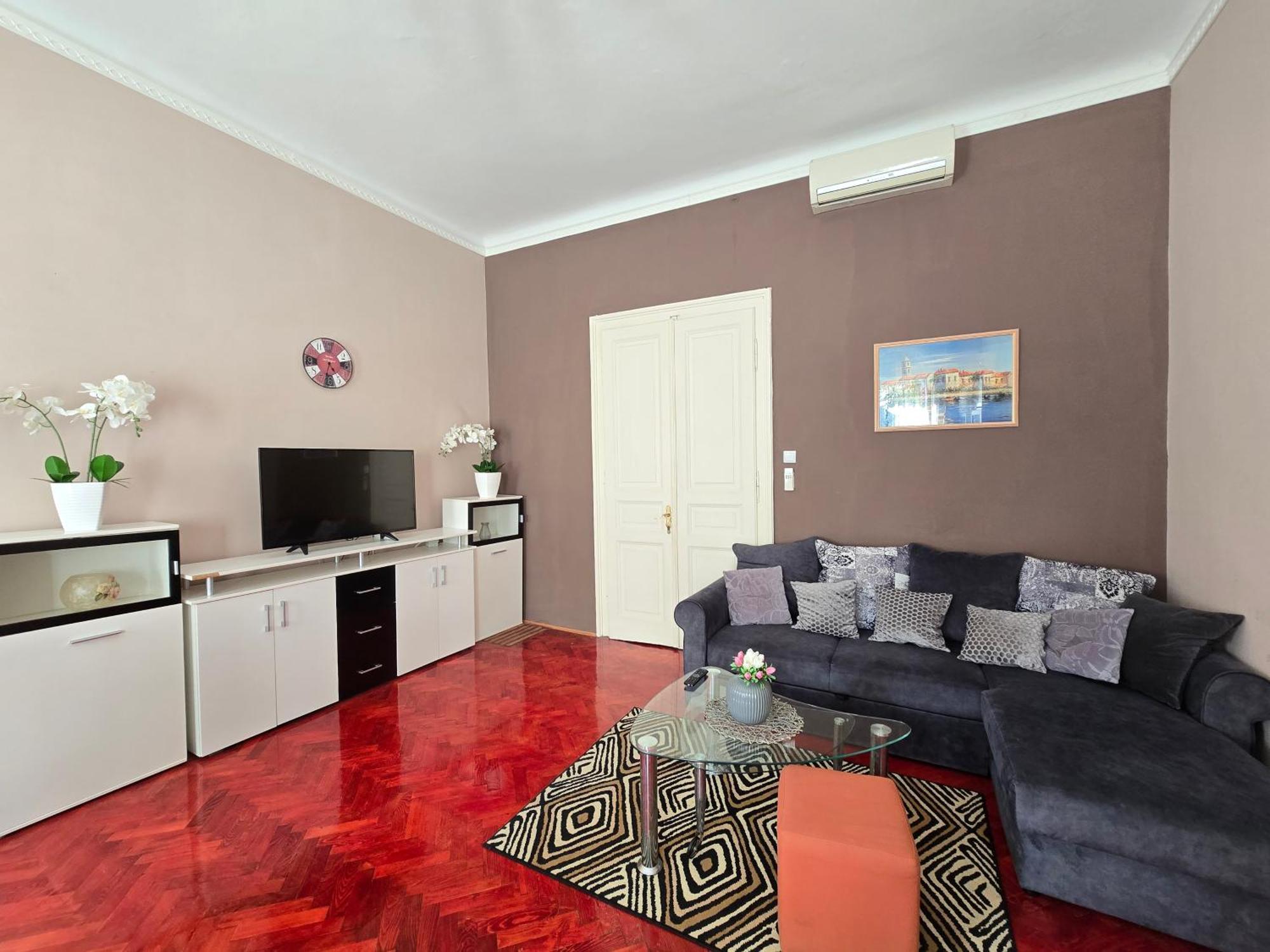 Apartman Prvi Red Do Mora Криквеница Екстериор снимка